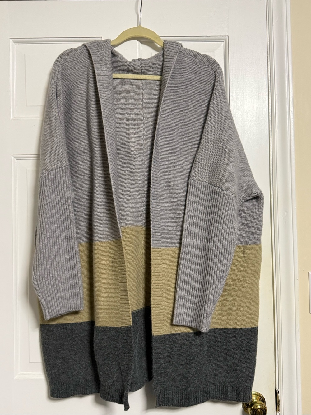 Open-Front Hooded Colorblock Cardigan Sweater - Gray/Tan/Dark Gray